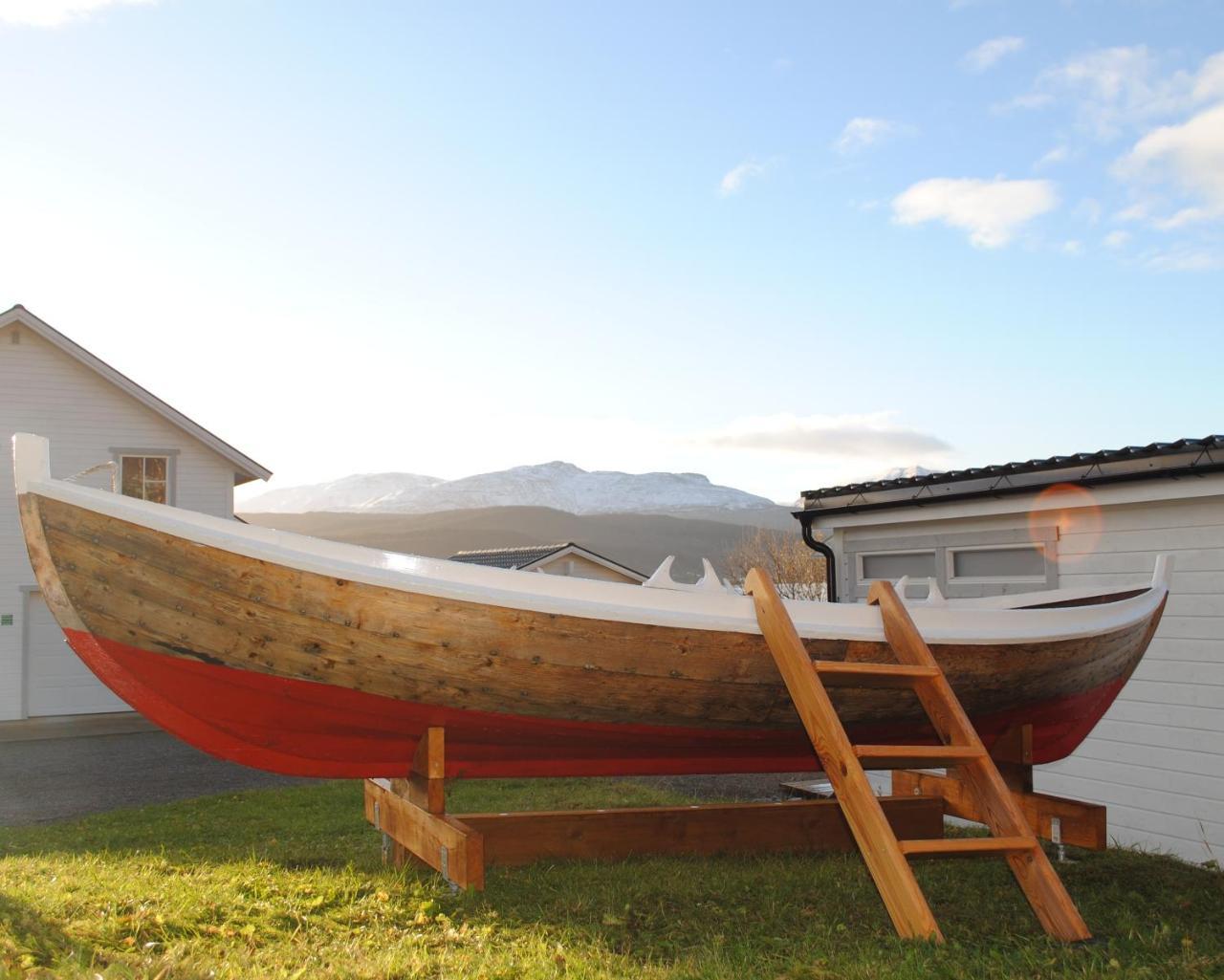 Furoy Hotel Apartments And Boating Sorreisa Exterior foto